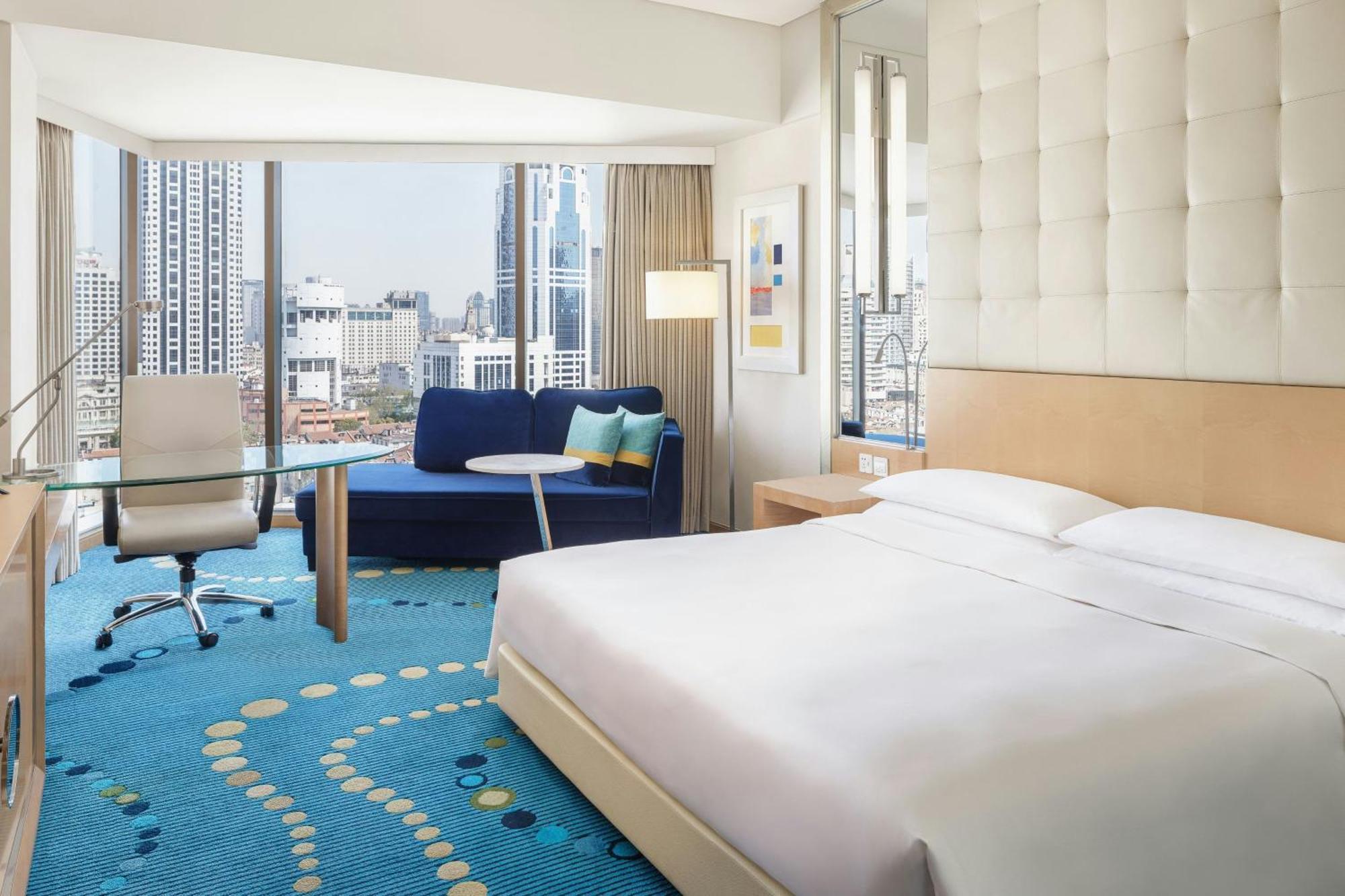 Renaissance Shanghai Yu Garden Hotel On The Bund Exterior photo Deluxe Room